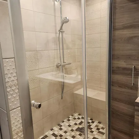 Family Apartment's Luxury 8 Guests
